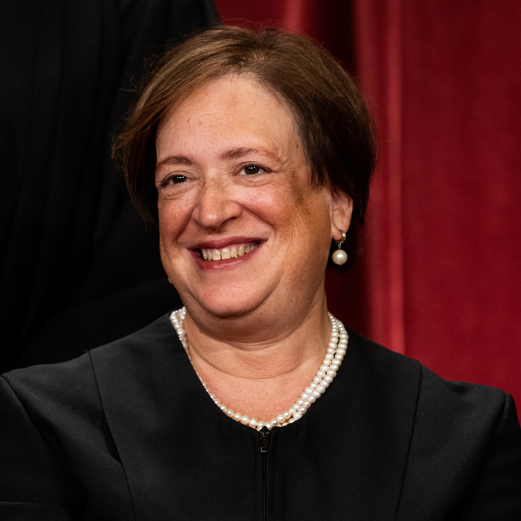 Justice Kagan Calls For The Supreme Court To Adopt An Ethics Code The New York Times